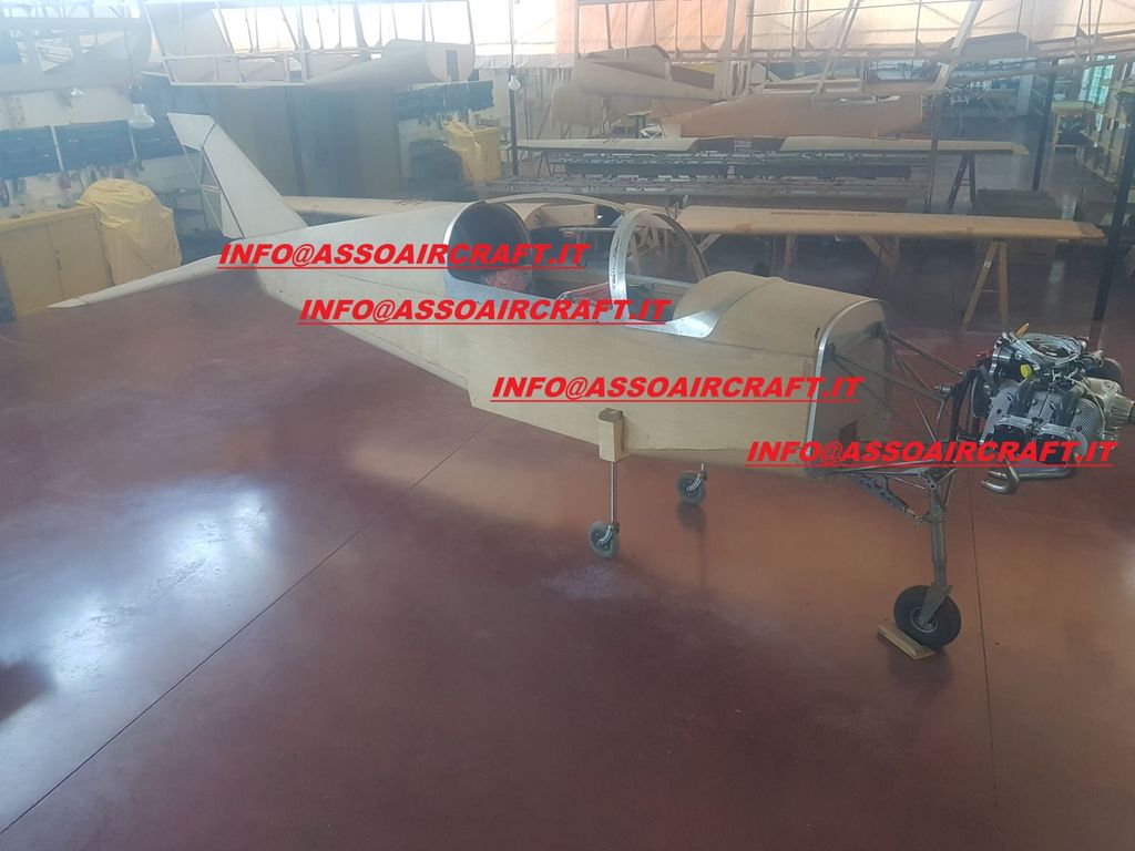 Asso V-XRAY / X, fotografía 3 de 3