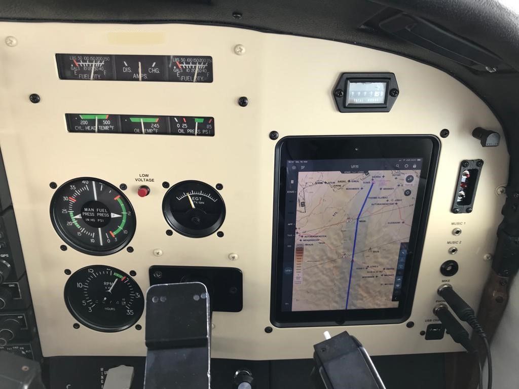 Cessna TR182 Turbo Skylane RG II, fotografía 3 de 8