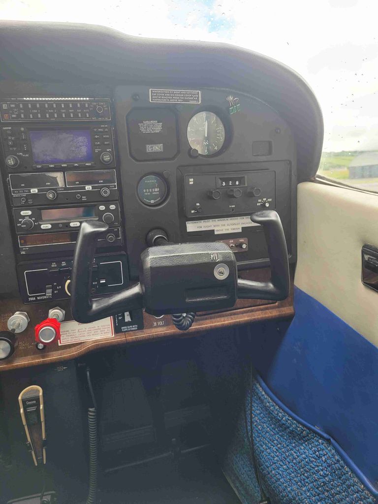 Cessna 172, fotografía 7 de 8