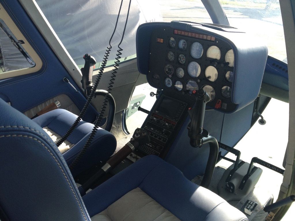 Bell 206 BII, fotografía 2 de 3