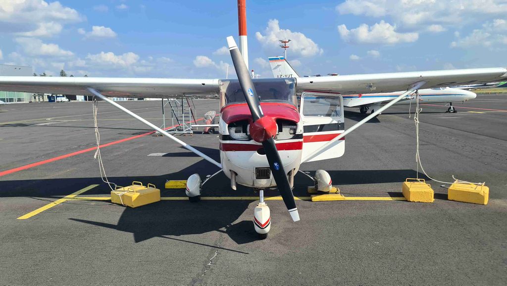 Cessna 172, fotografía 2 de 8