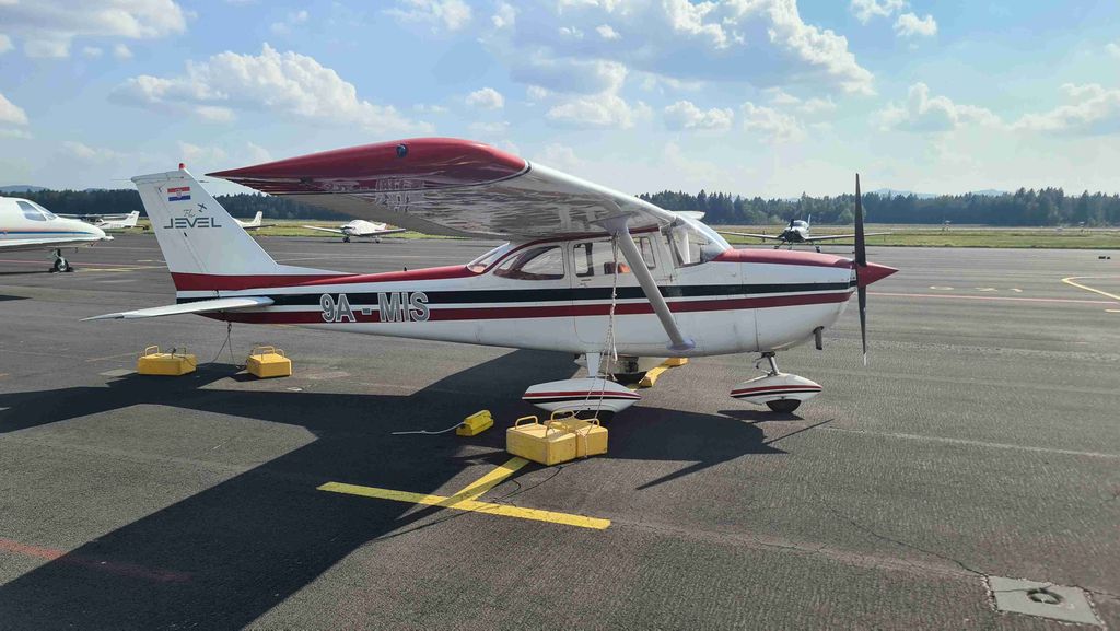 Cessna 172, fotografía 3 de 8