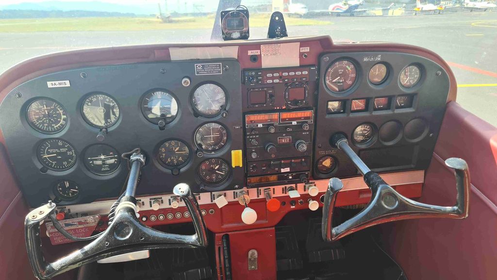 Cessna 172, fotografía 6 de 8