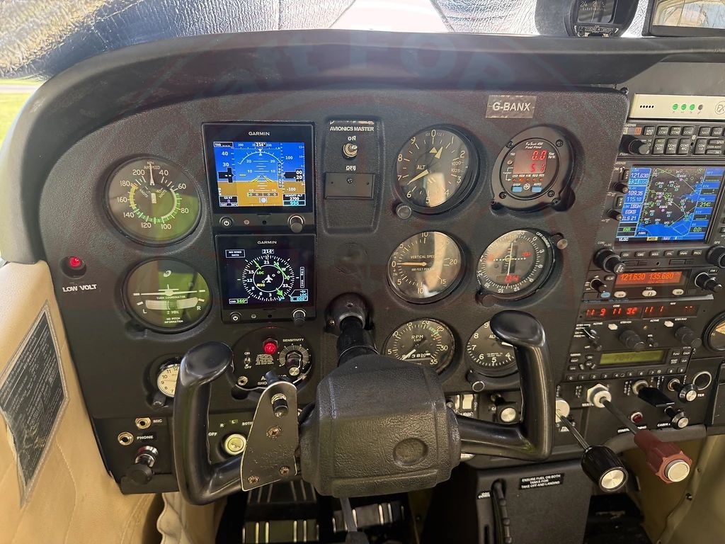 Cessna 172, fotografía 11 de 12