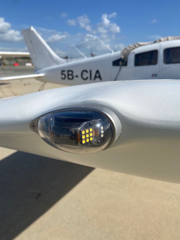 Piper PA-28 Arrow III, fotografía 8 de 8
