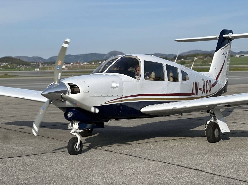 Piper PA-28, fotografía 2 de 7
