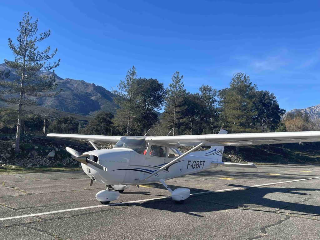 Cessna 172, fotografía 2 de 4