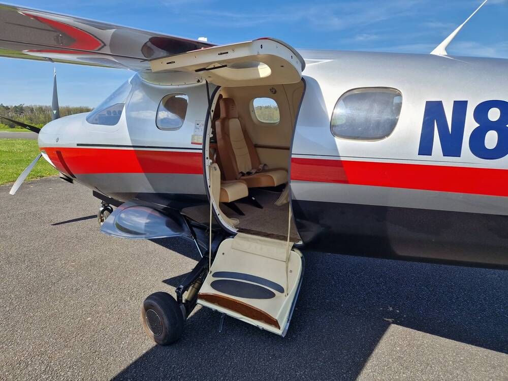 Extra EA 500, fotografía 2 de 7