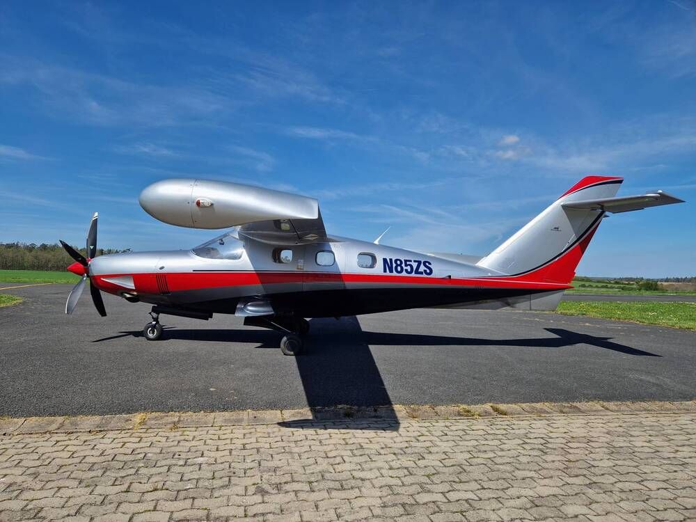 Extra EA 500, fotografía 3 de 7