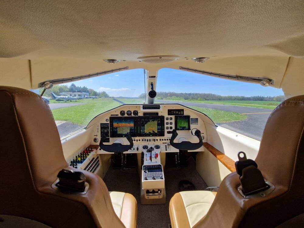Extra EA 500, fotografía 7 de 7