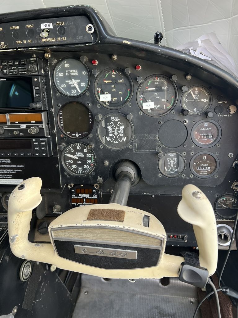 Cessna 310, fotografía 8 de 8