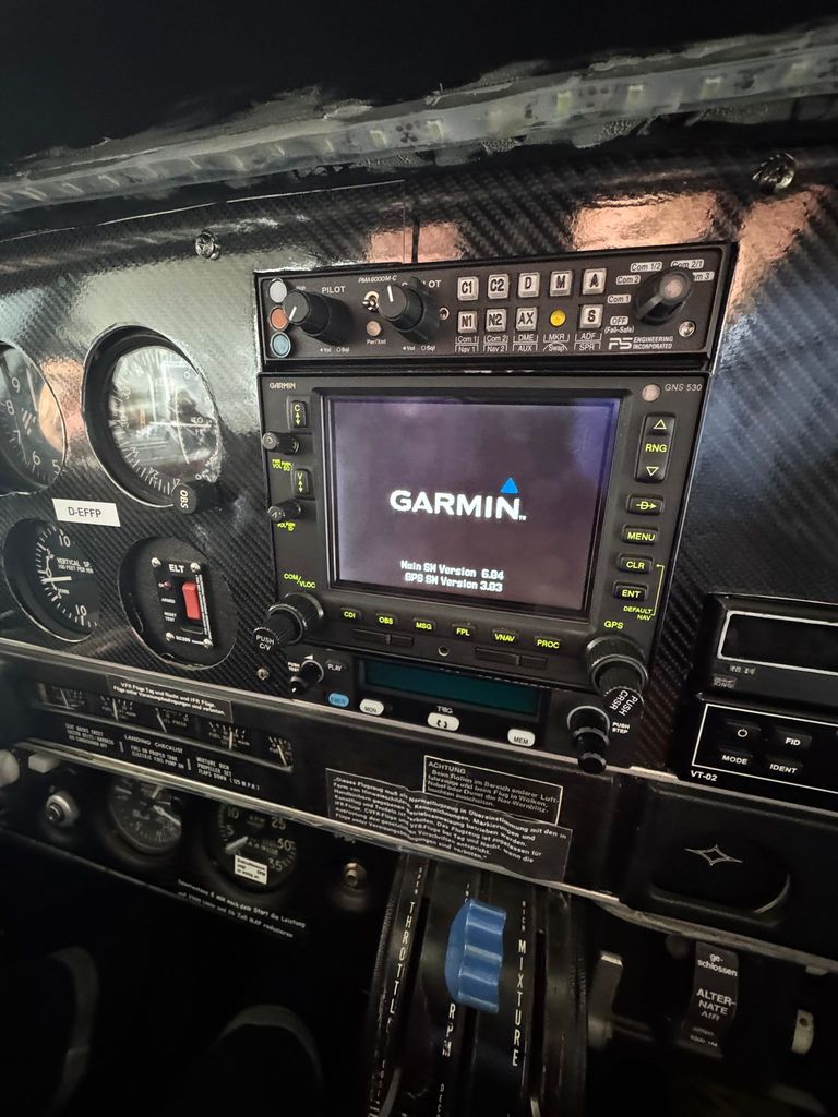 Piper PA-32, fotografía 3 de 8