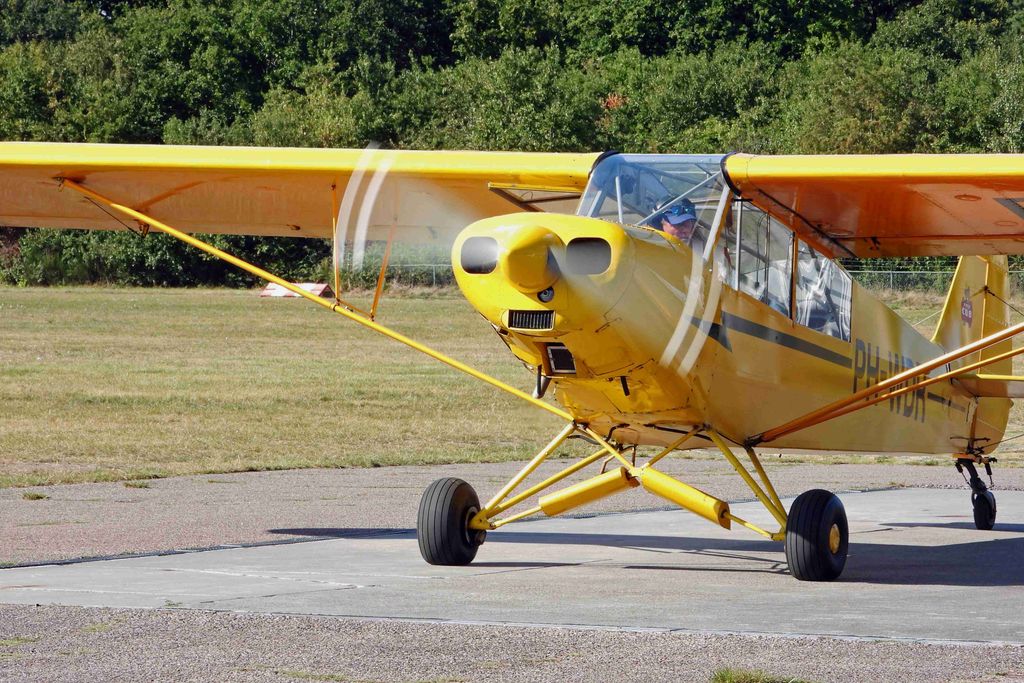 Piper PA-18 Super Cub, fotografía 6 de 8