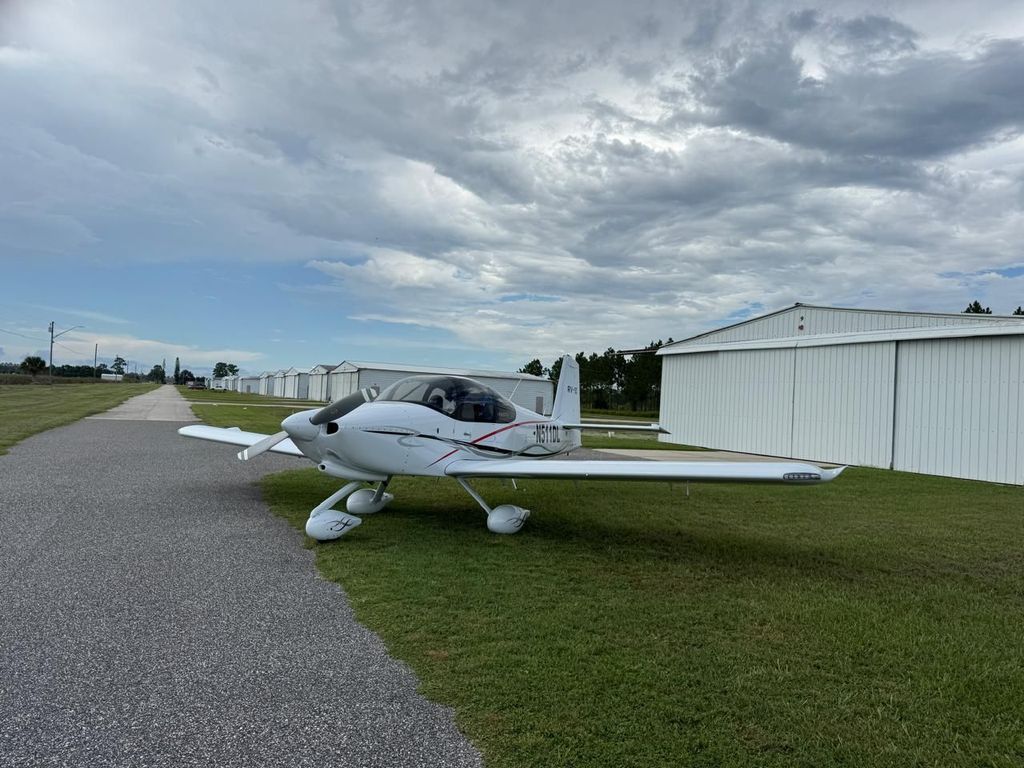 Van's Aircraft RV-10, fotografía 2 de 8
