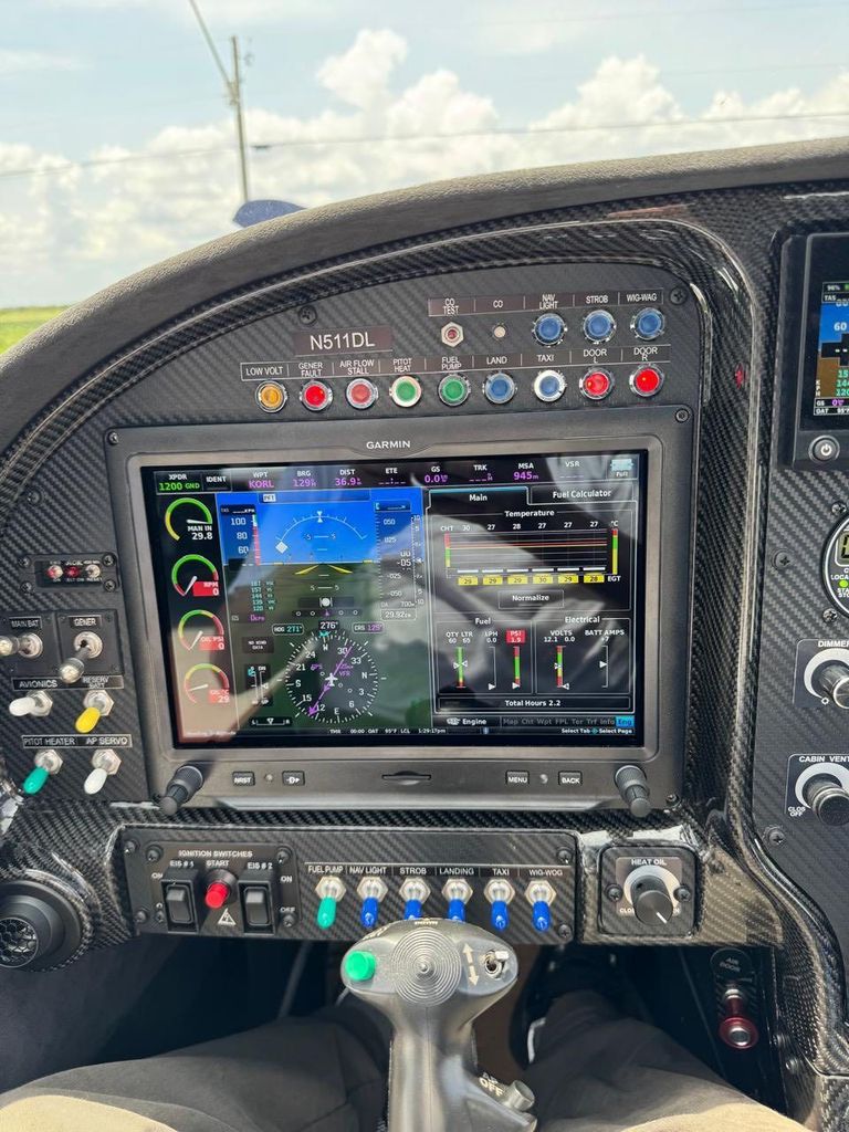 Van's Aircraft RV-10, fotografía 6 de 8
