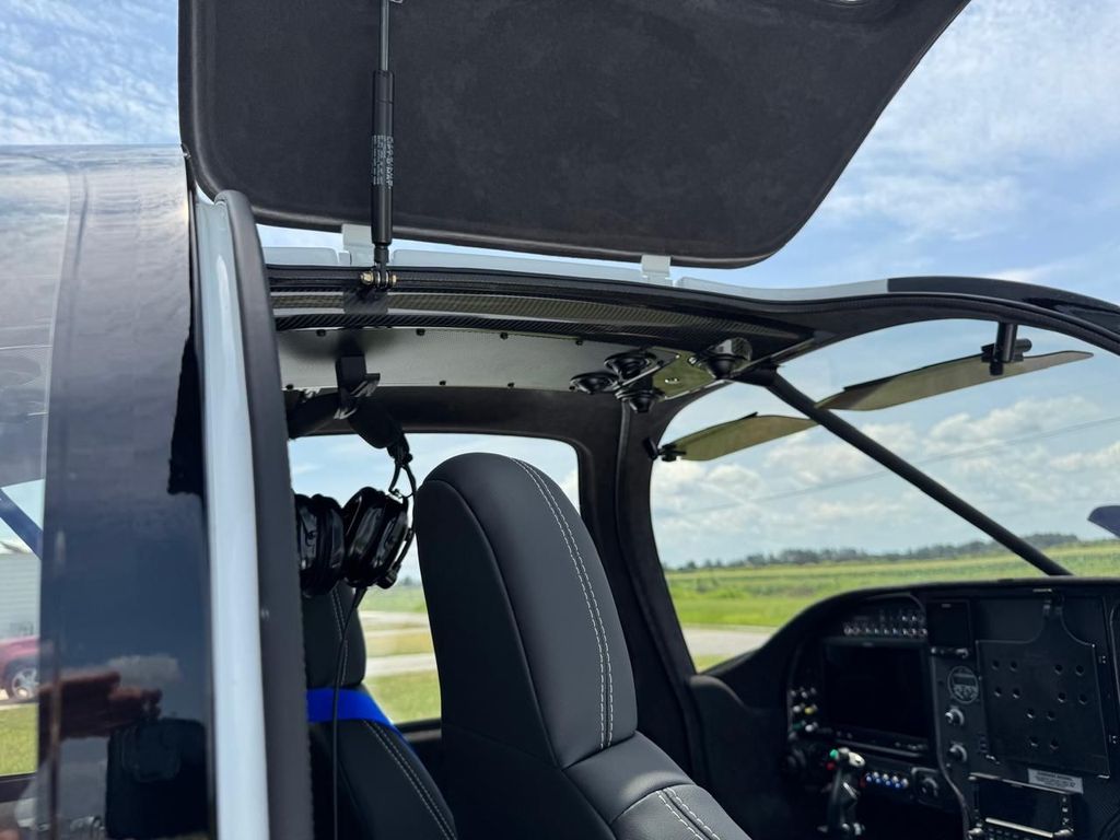 Van's Aircraft RV-10, fotografía 8 de 8