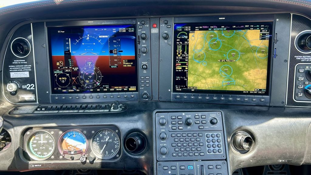 Cirrus SR22 G3 GTS, fotografía 3 de 4