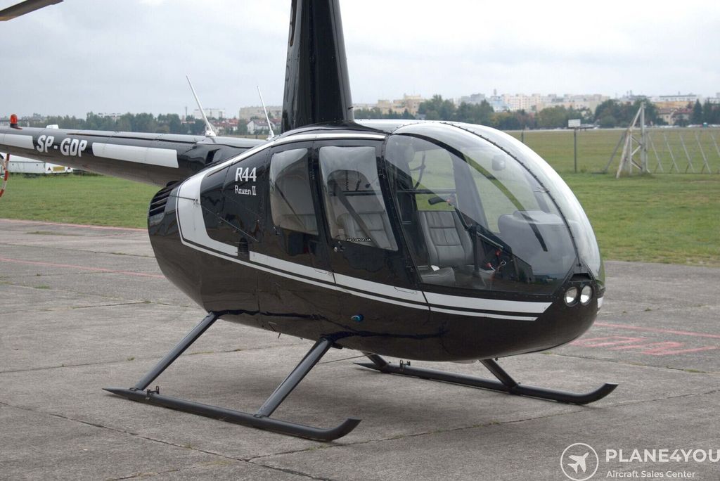 Robinson R44, photo 1 sur 20