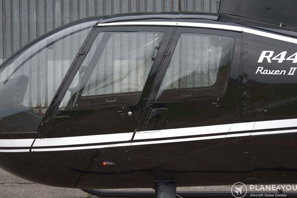 Robinson R44, photo 6 sur 20