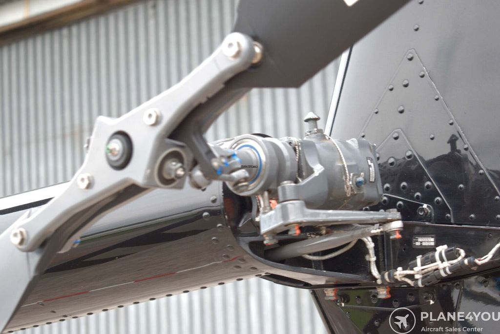 Robinson R44, photo 15 sur 20