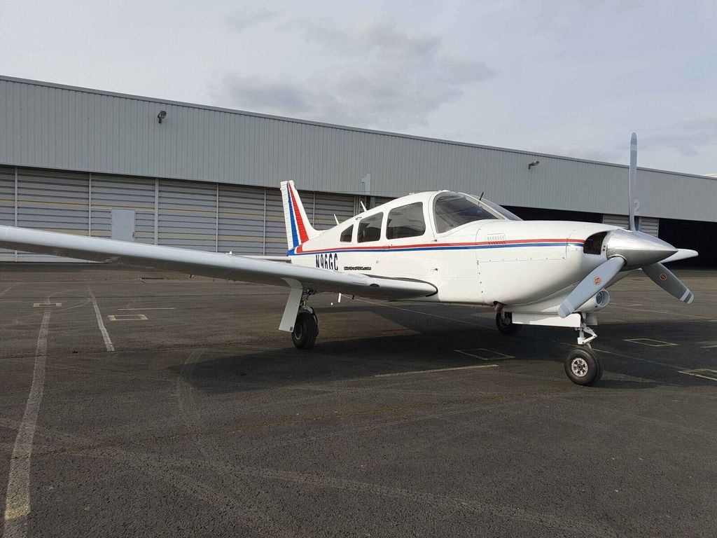 Piper PA-28, Foto 2 von 4