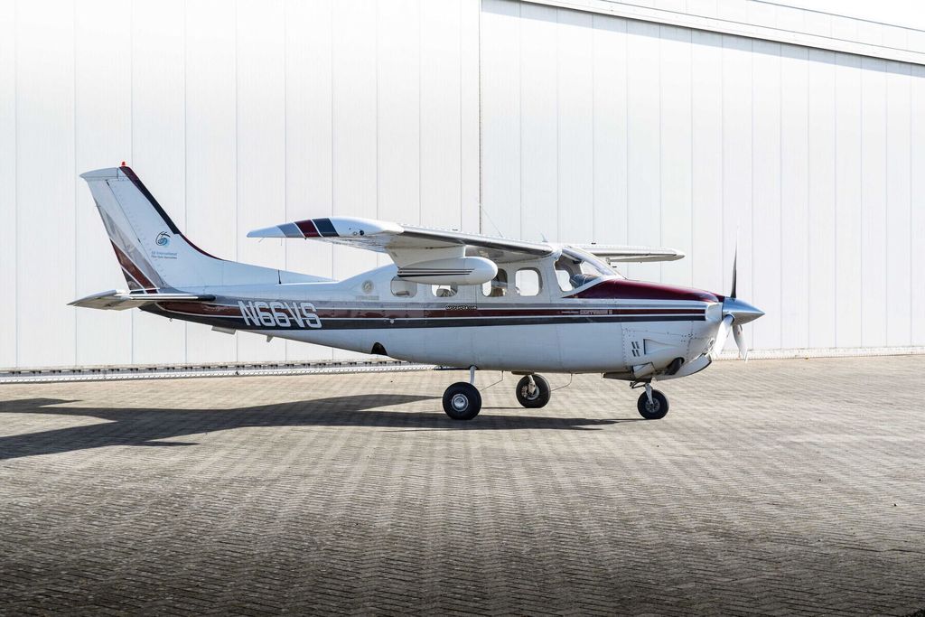 Cessna P210N Centurion II, Foto 2 von 19