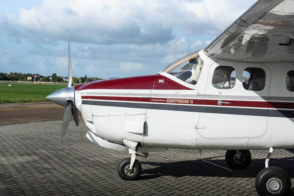 Cessna P210N Centurion II, Foto 7 von 19