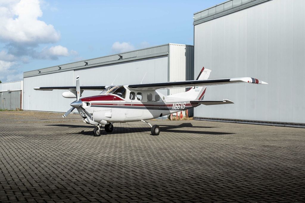 Cessna P210N Centurion II, Foto 8 von 19