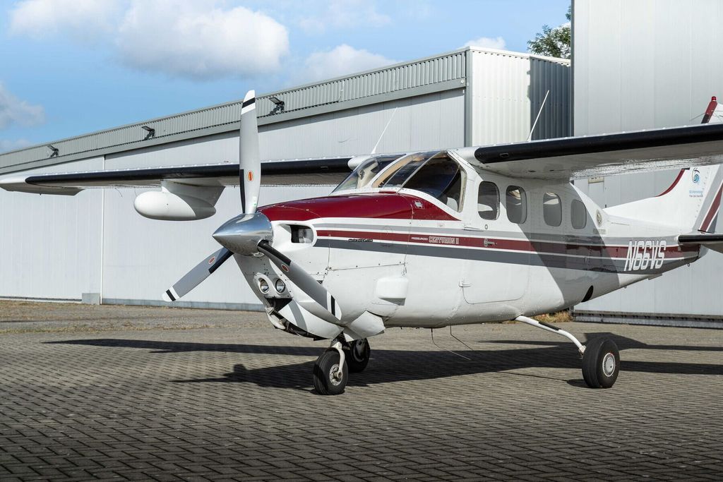 Cessna P210N Centurion II, Foto 10 von 19