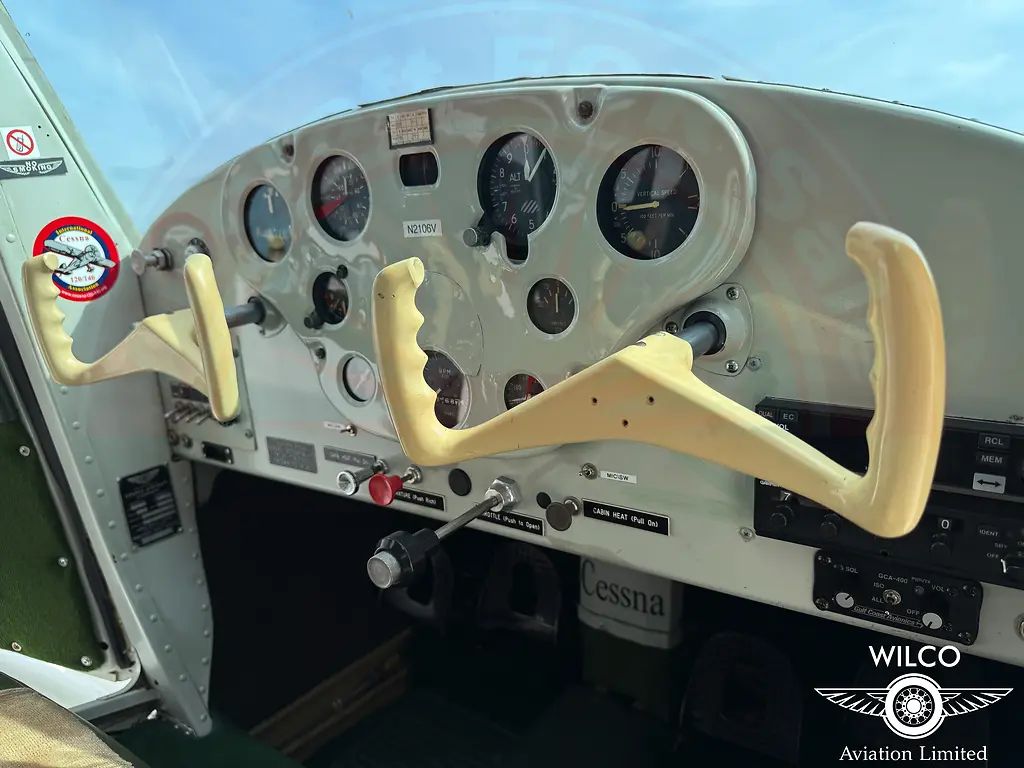 Cessna 120, fotografía 24 de 26