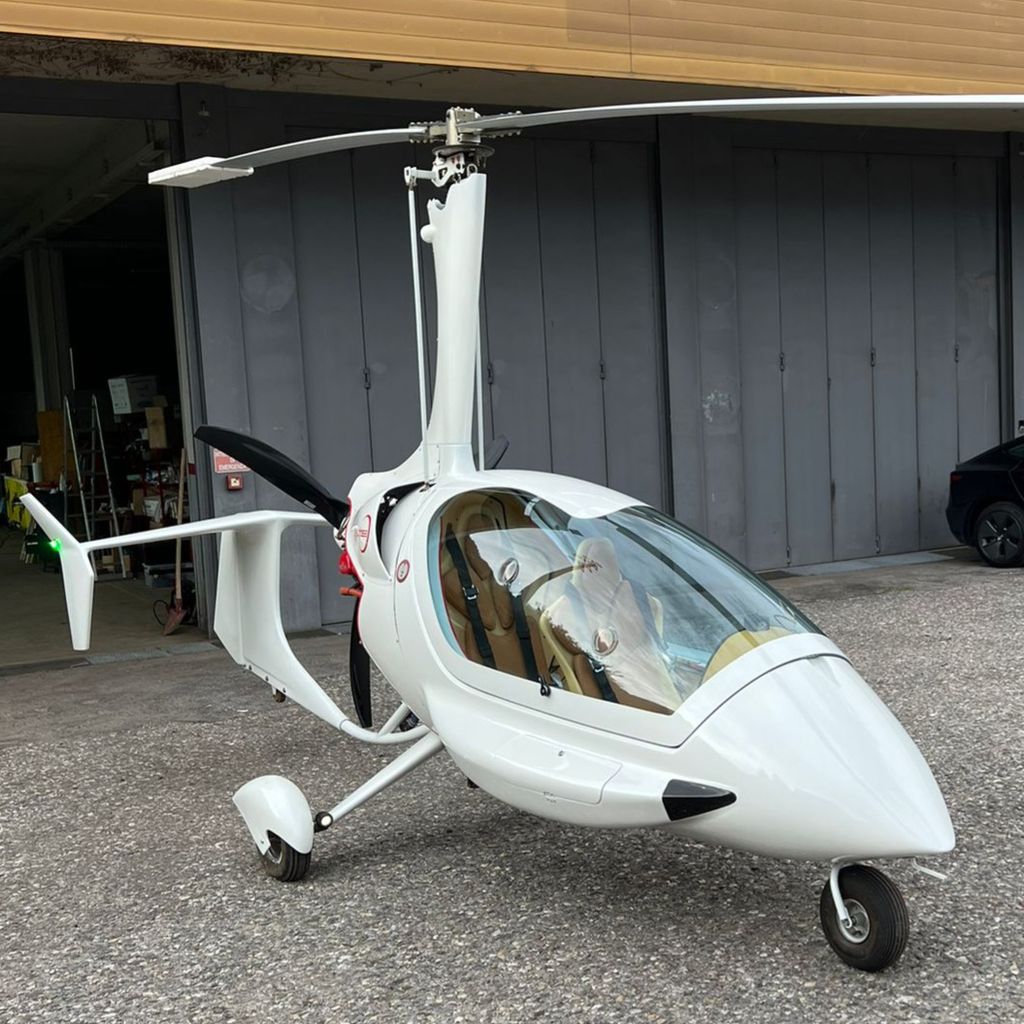 ELA Aviación ELA 10, fotografía 1 de 5