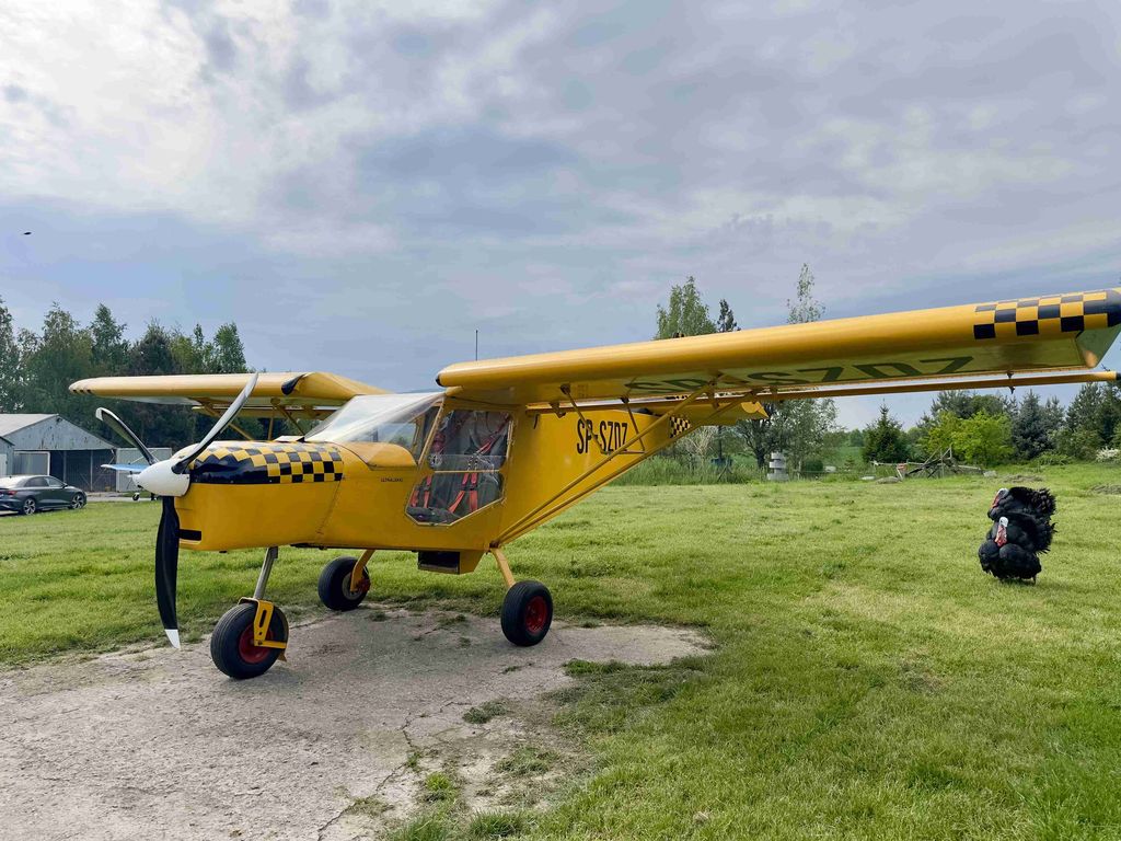 Stol 701, fotografía 2 de 6
