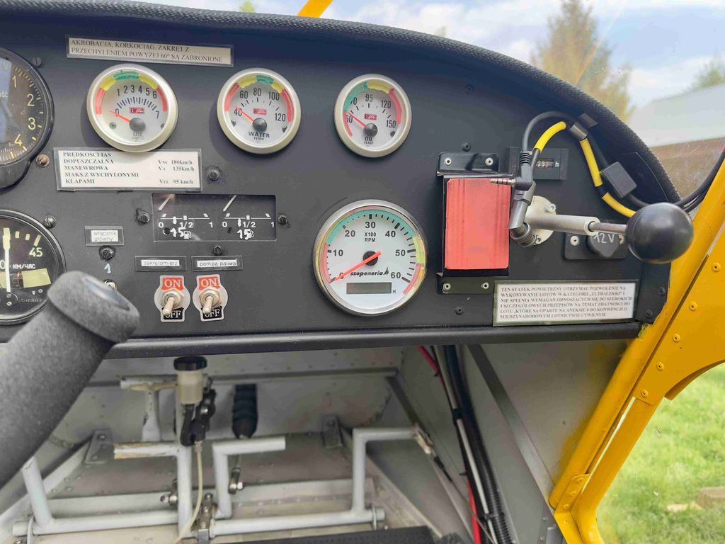 Stol 701, fotografía 5 de 6