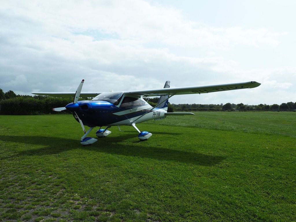 Tecnam P2010 Gran Lusso, fotografía 3 de 18