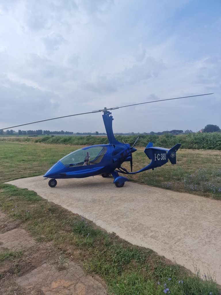 ELA Aviación ELA 10, fotografía 1 de 6