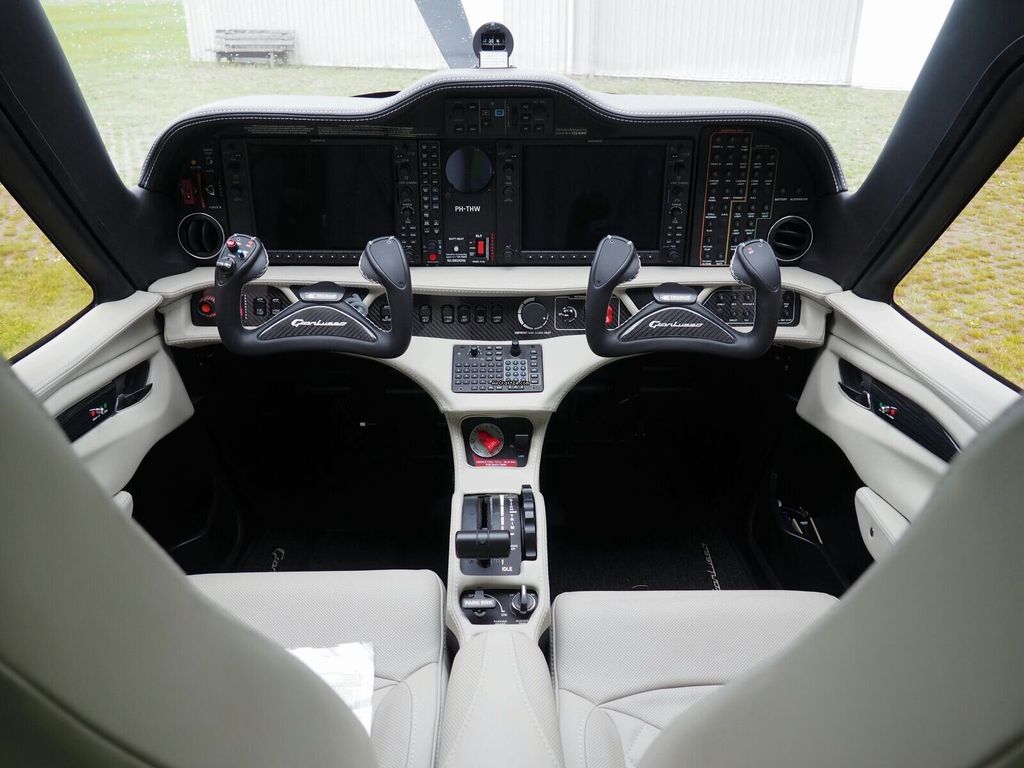 Tecnam P2010 Gran Lusso, fotografía 12 de 18