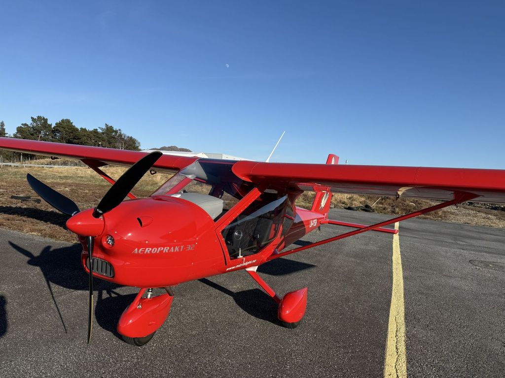 Aeroprakt A-32, fotografía 2 de 5