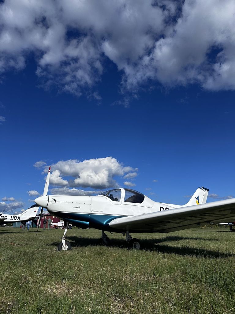 Alpi Pioneer 300, fotografía 1 de 8