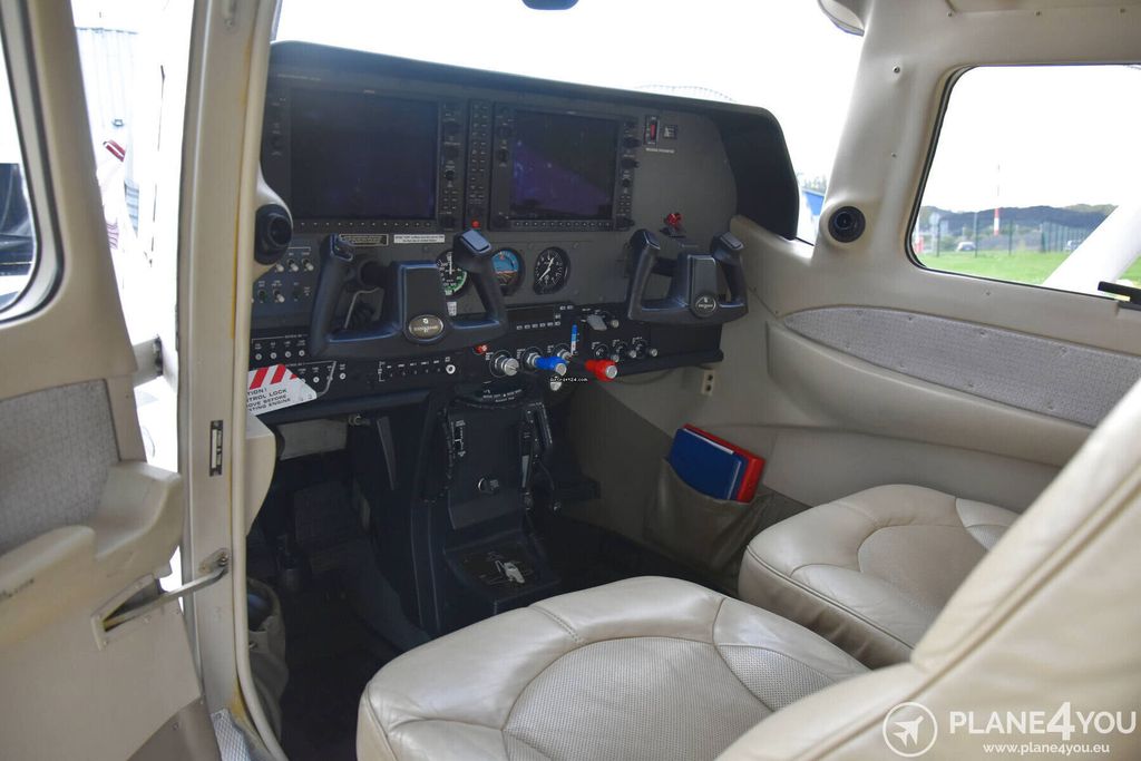 Cessna T206, fotografía 10 de 18