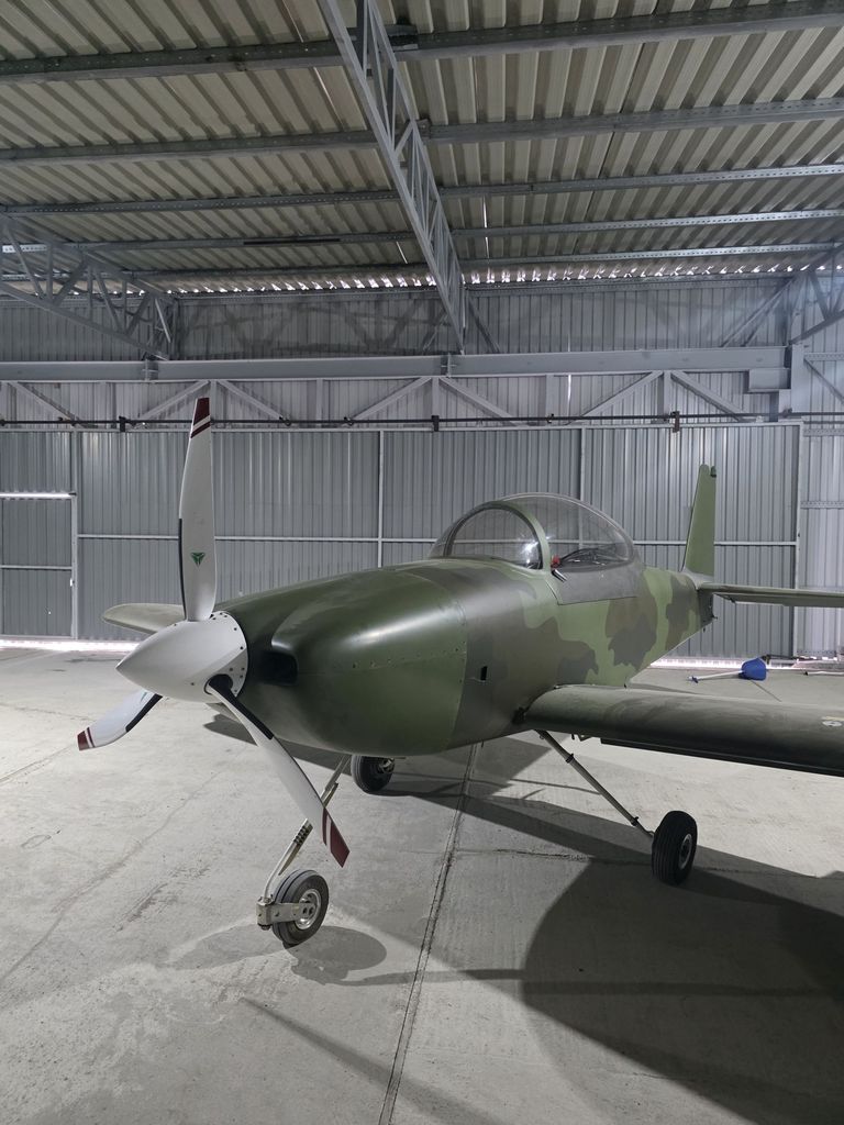 Van's Aircraft RV-8, photo 3 sur 7