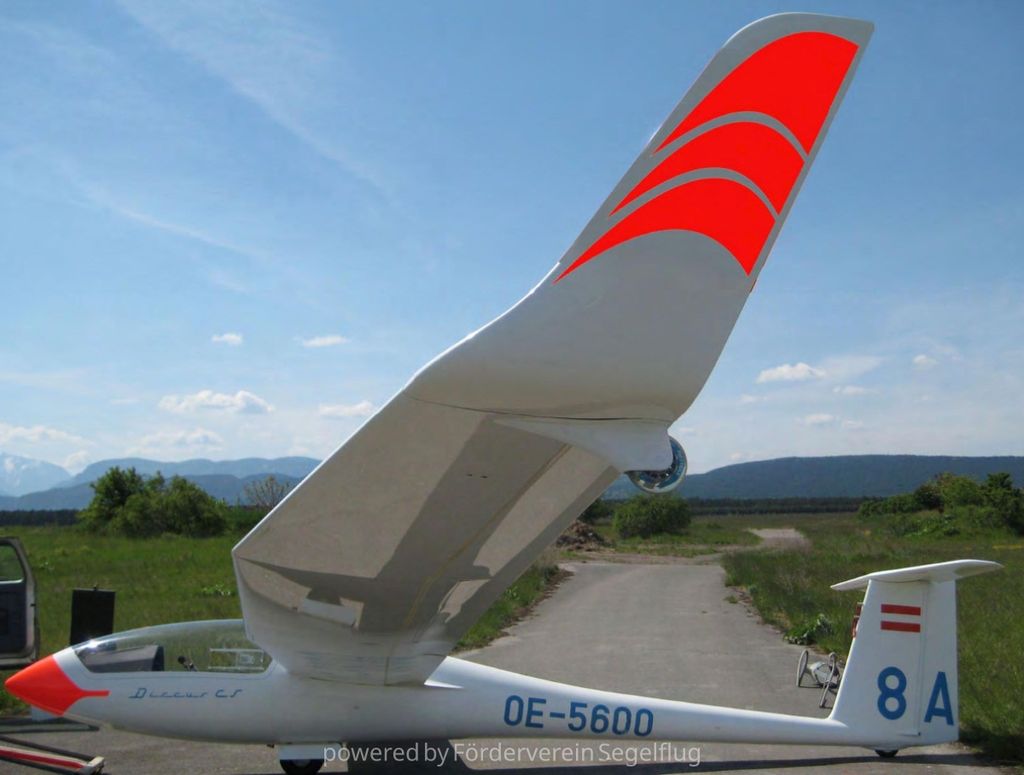 Schempp-Hirth Discus CS 15m, photo 3 sur 9