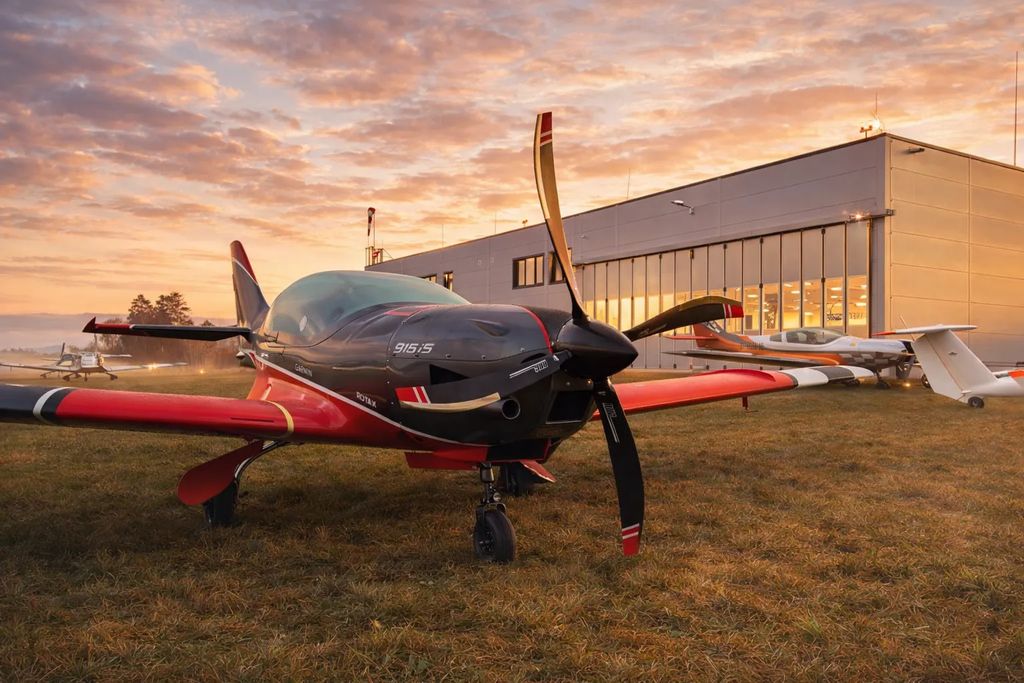 JMB Aircraft VL3 916iS RG, Foto 1 von 3