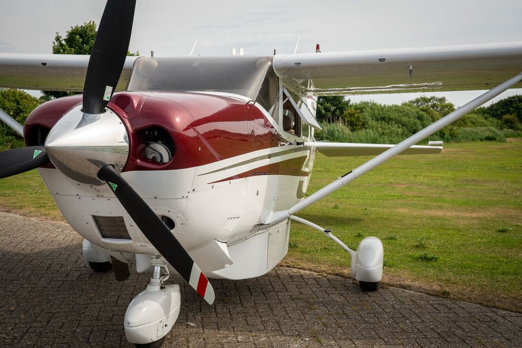 Cessna T206, fotografía 3 de 7