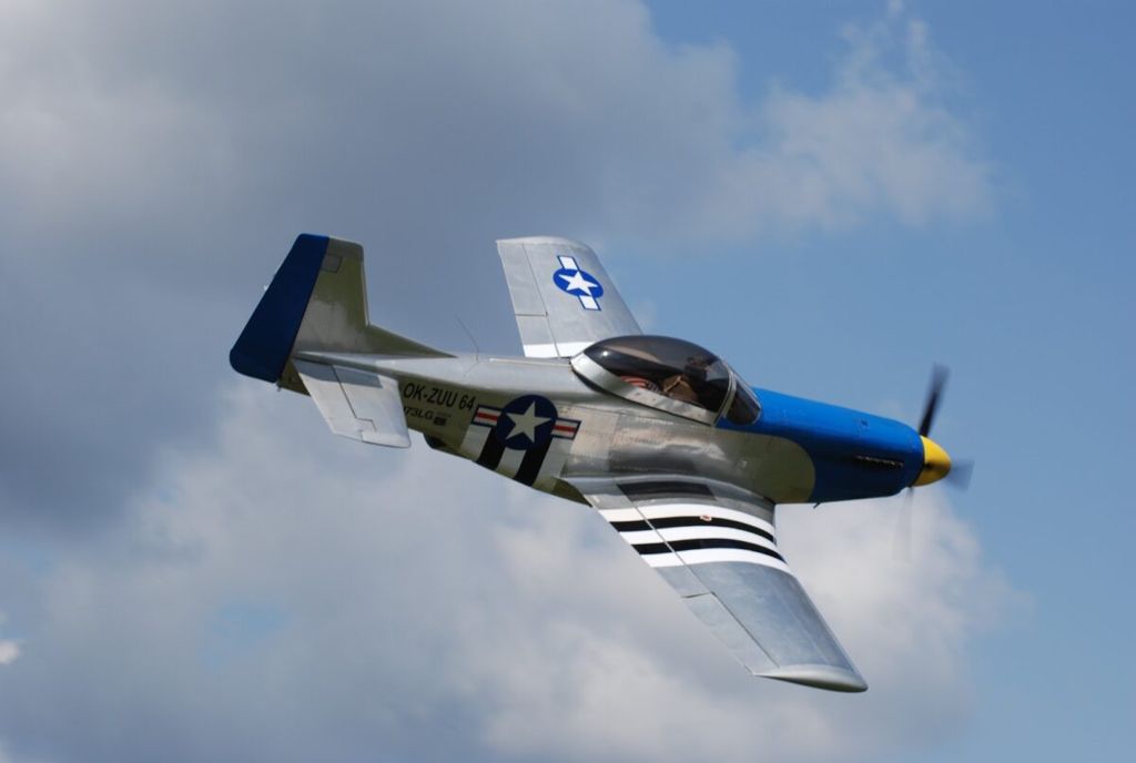 Titan Aircraft REPLIKA MUSTANG P-51 V MĚŘÍTKU 3/4 3/4, photo 6 sur 9