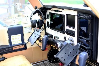 Beechcraft V35B Bonanza, photo 2 sur 3
