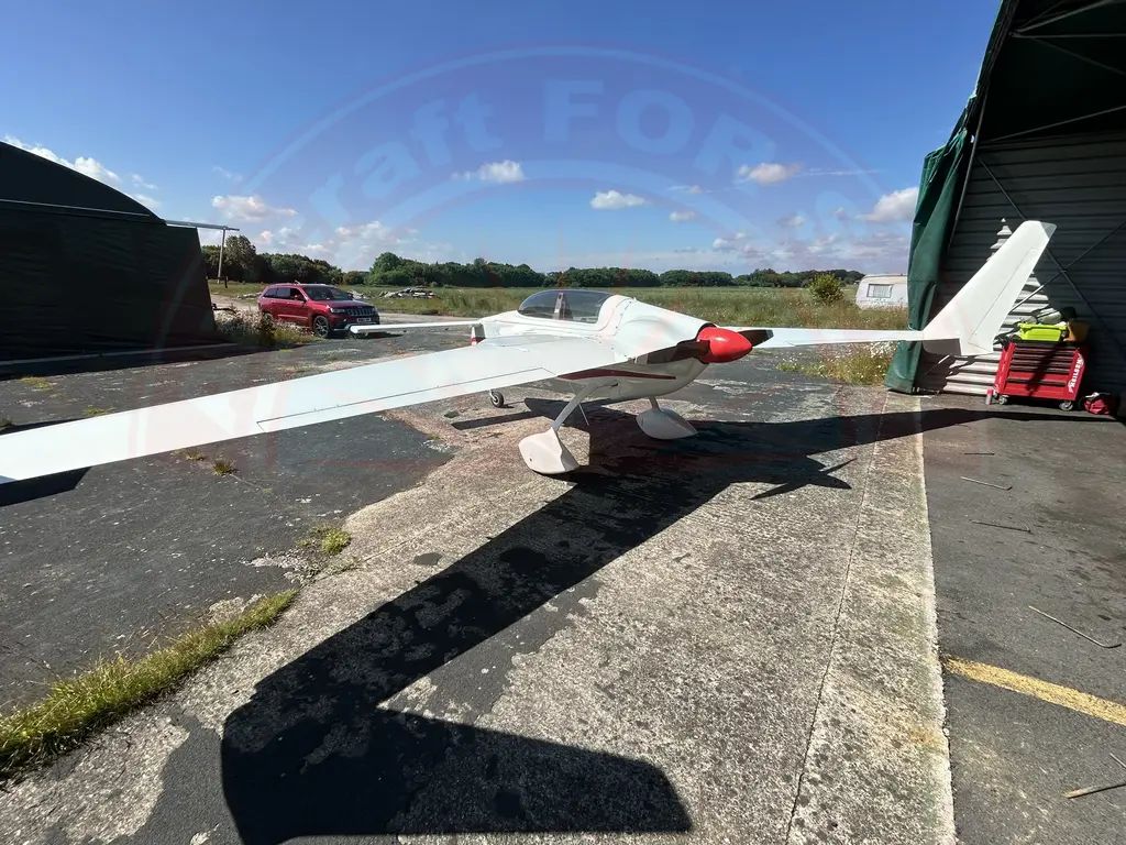 Rutan Factory Long-EZ, fotografía 8 de 11