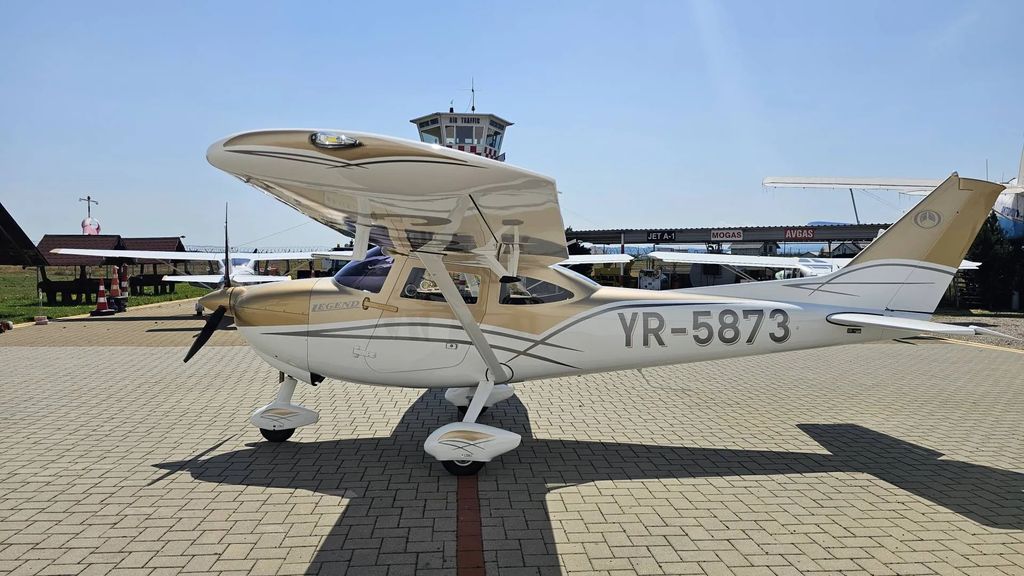 Aeropilot Legend 600, photo 1 sur 9