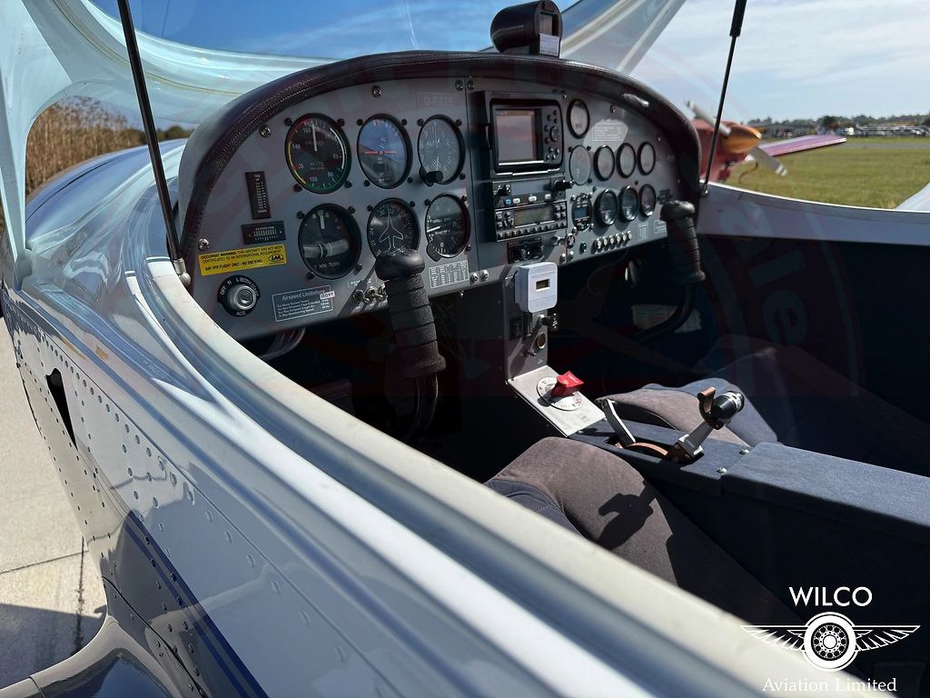 Czech Sport PS-28, fotografía 14 de 23