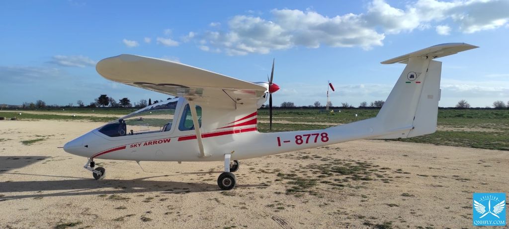 MAGNAGHI AERONAUTICA SKYARROW 450, photo 2 sur 6