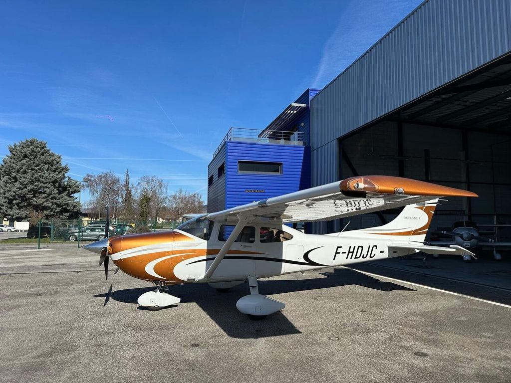 Cessna 182, fotografía 2 de 9